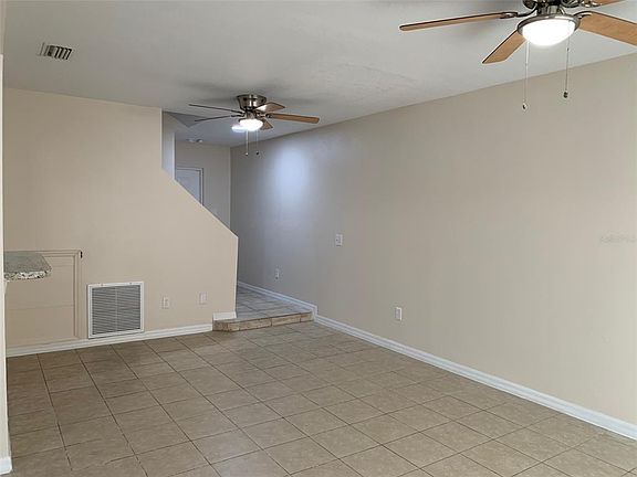 5th image of 761 Caribbean Dr
