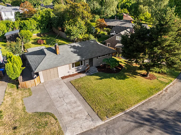 6472 SW 46th Pl — Photo 4