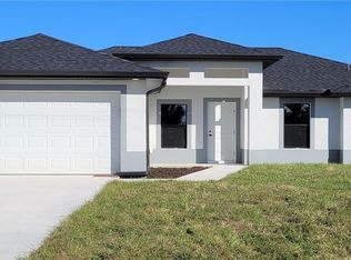 2812 11th St SW, Lehigh Acres, FL 33976