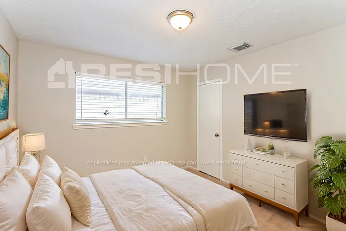4203 Stonehenge Trl — Photo 9