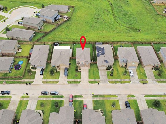 5th image of 7943 Vacek Meadows Loop