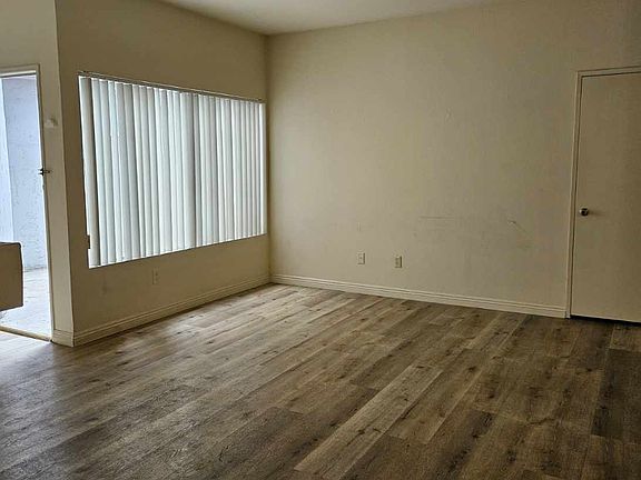 3rd image of 13304 Valleyheart Dr #101