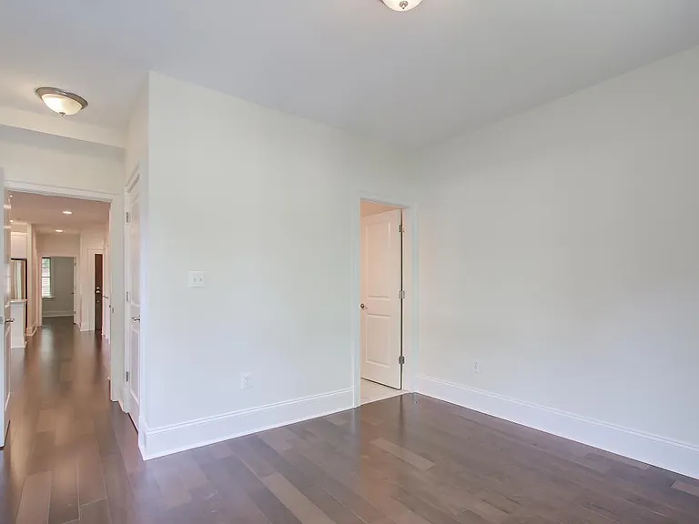 3937 Davis Pl NW #4 — Photo 18