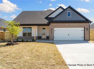 1418 Lookout Ln, Cave Springs, AR 72718