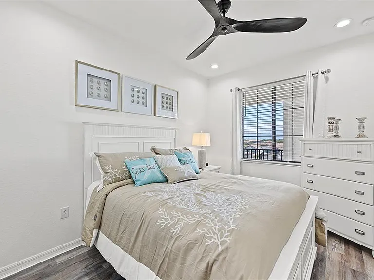 18114 Gawthrop Dr #402 — Photo 8