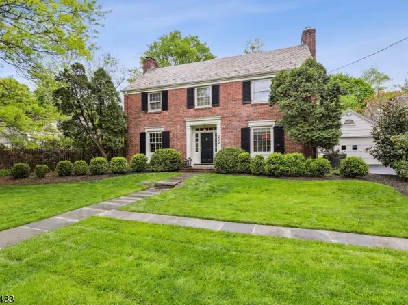 206 Springfield Ave, Summit City, NJ 07901