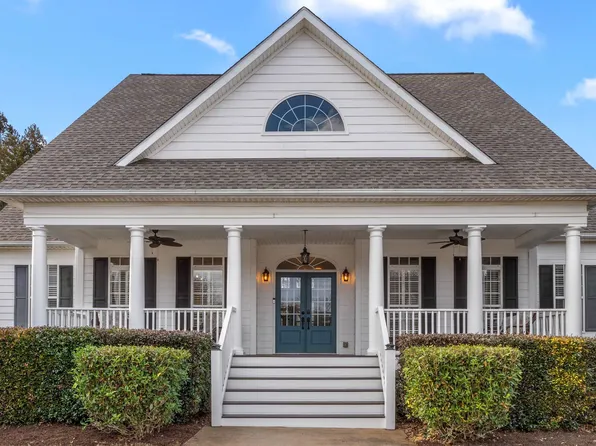 120 Highland Park Dr, Sharpsburg, GA 30277