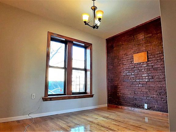 4th image of 159 Bay 29 St #1B