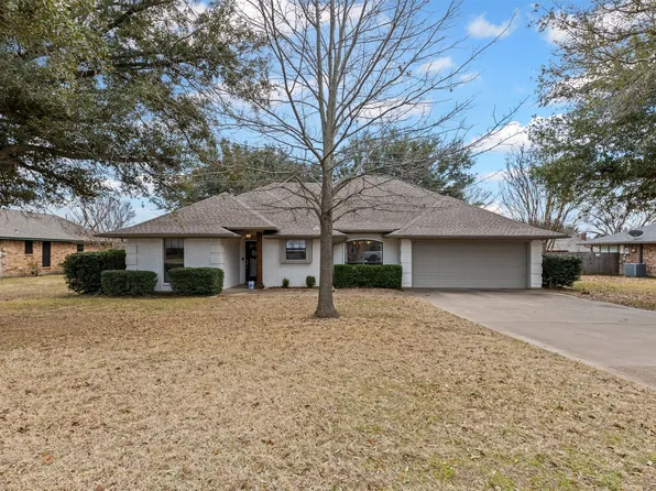 1603 Danny Ray Dr, Cleburne, TX 76033