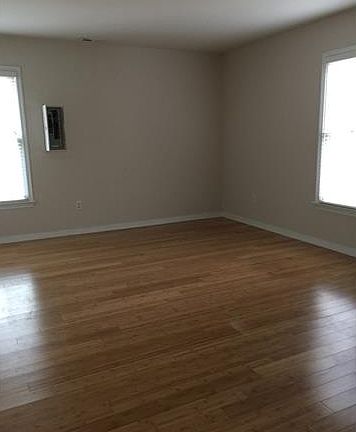 5th image of 6173 Retreat Hill Ln