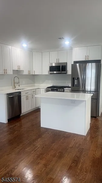 3 bed, 2.0 bath, $2,800 — Photo 2