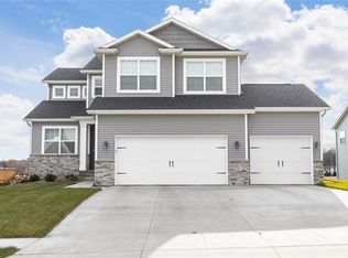 1445 Crescent Oak Ln, Marion, IA 52302