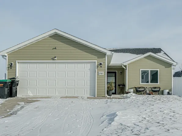 2985 Finley St, Bismarck, ND 58504