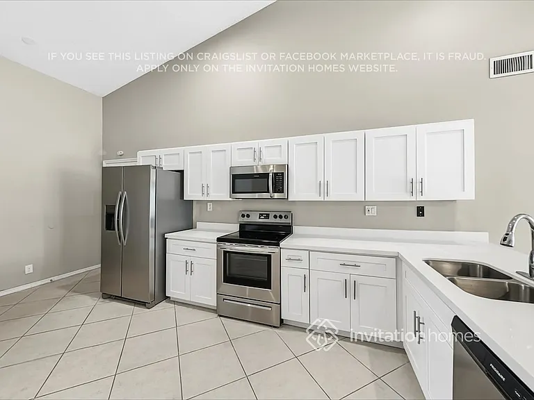 11409 Coral Bay Dr — Photo 10