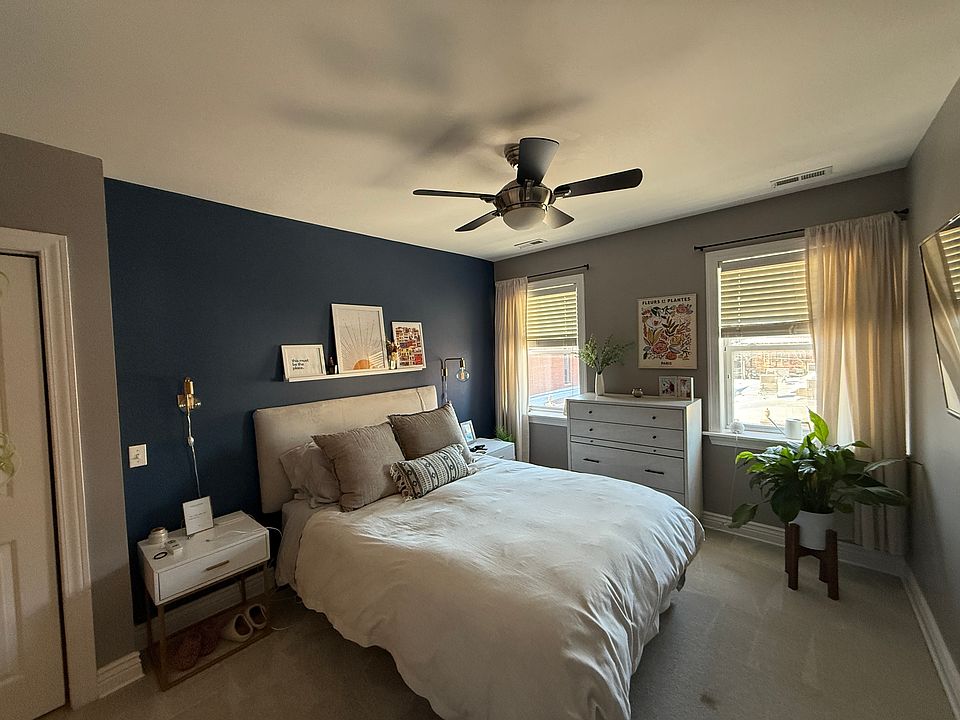 Queens Bed, Dresser, 2 End Tables