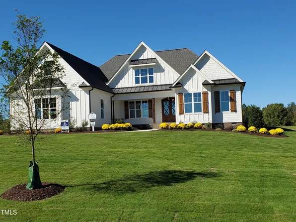 100 Water Willow Dr, Zebulon, NC 27597