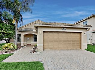 14221 NW 22nd St, Pembroke Pines, FL 33028
