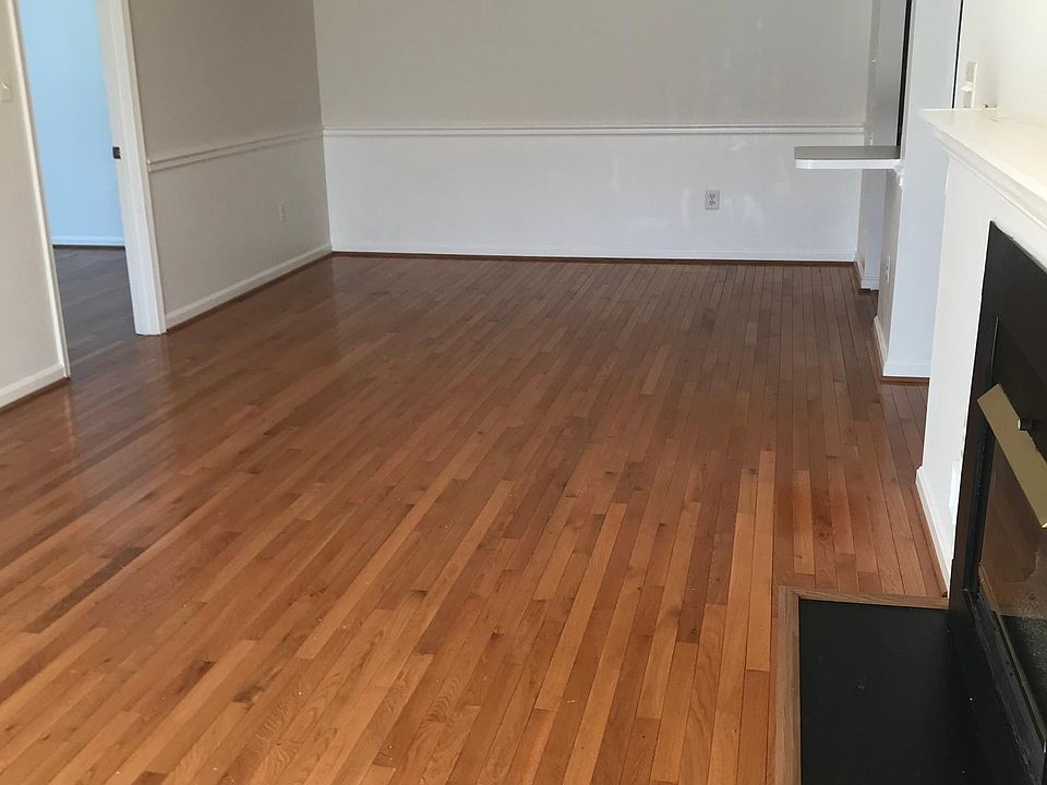 1st image of 10003 Vanderbilt Cir APT 7
