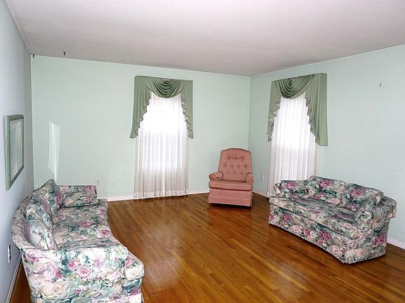3rd image of 11252 Brookbridge Dr