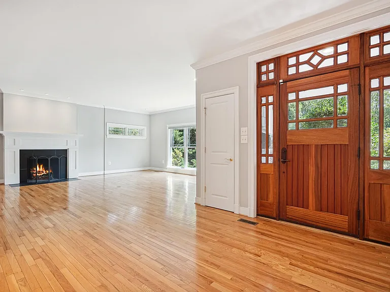 1530 Forest Villa Ln — Photo 8