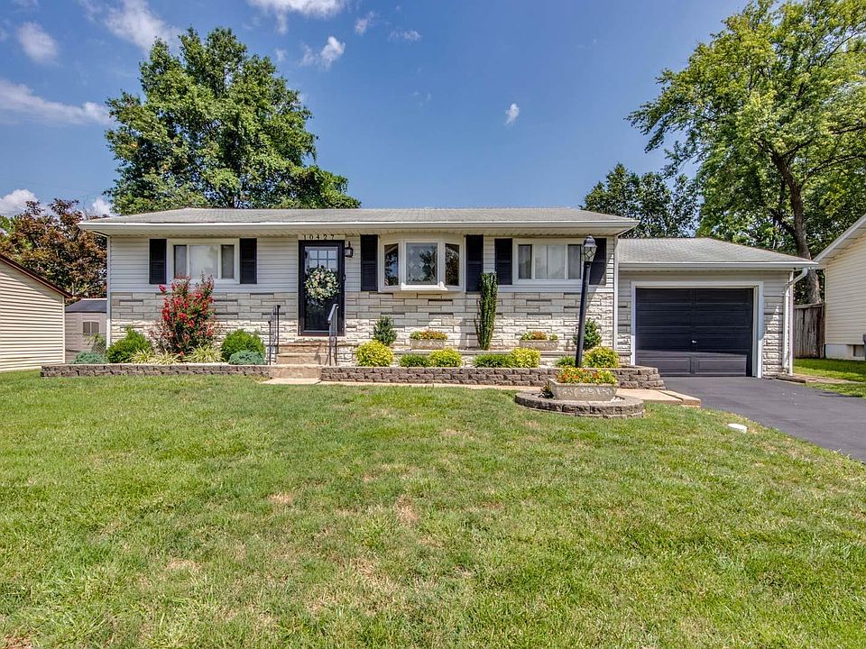 1st image of 10427 Roscommon Dr