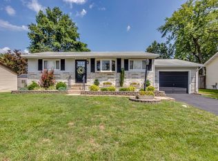 10427 Roscommon Dr, Saint Louis, MO