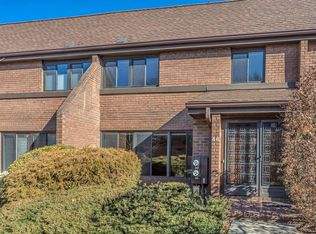 6405 Yellowstone Blvd APT 414, Forest Hills, NY 11375