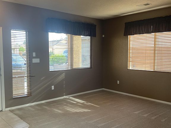3rd image of 8123 Long Mesa Pl NW