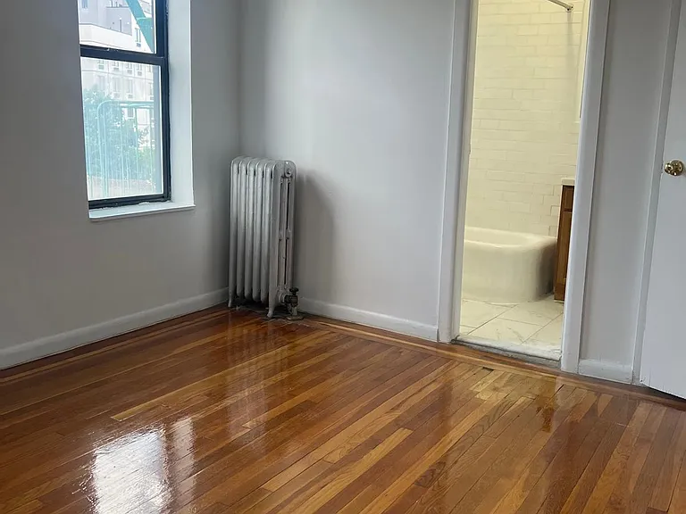 3230 Steuben Ave #C1 — Photo 5