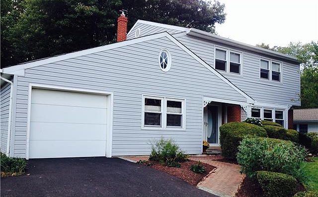 Welcome to 24 Decker Dr.