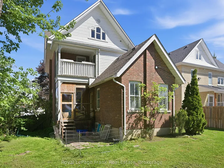 279 Kent St W — Photo 24