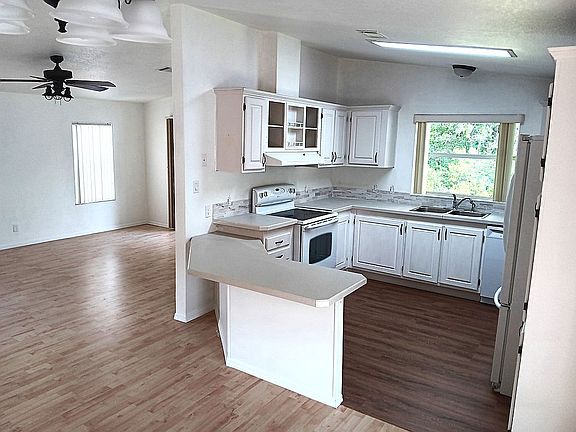5th image of 8144 W Coconut Palm Dr #228