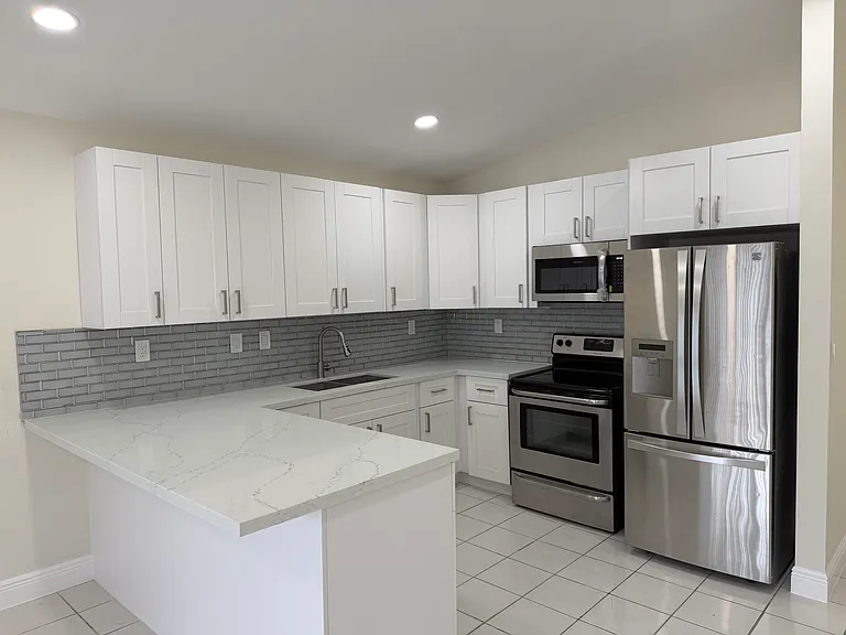 17133 SW 146th Ct — Photo 9