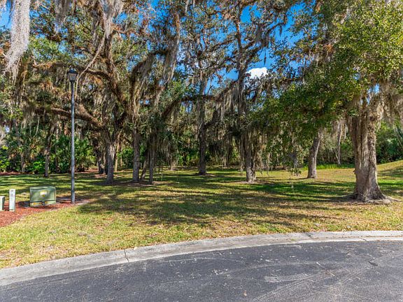 4th image of 1904 Winding Creek Ln