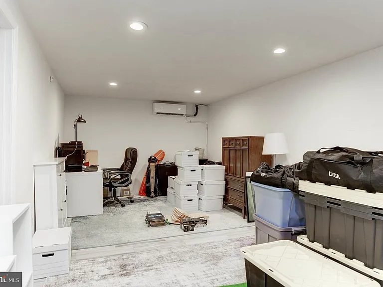 7465 Browns Bridge Rd — Photo 33