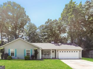 1421 Oak Knoll Dr NE, Conyers, GA 30012