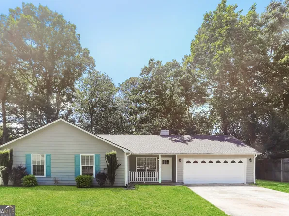 1421 Oak Knoll Dr NE, Conyers, GA 30012