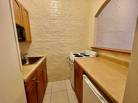 Rented by Compass | media 4