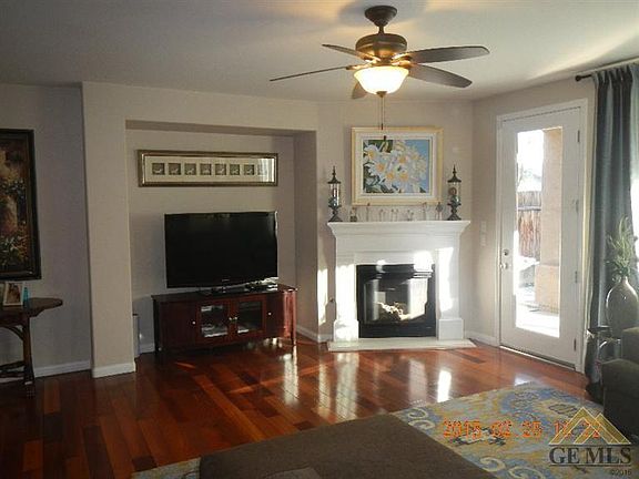 3rd image of 10711 Villa Hermosa Dr #A