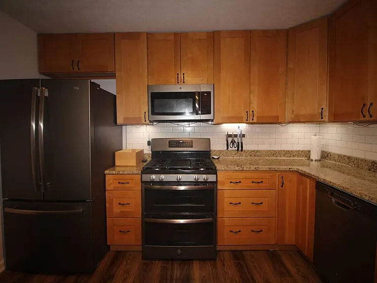 818 Ona Dr — Photo 11