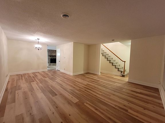3rd image of 7914 Gleason Dr APT 1149
