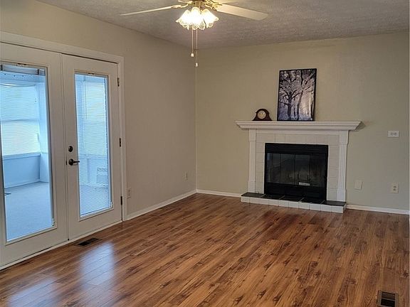 5th image of 7153 Chatlake Dr