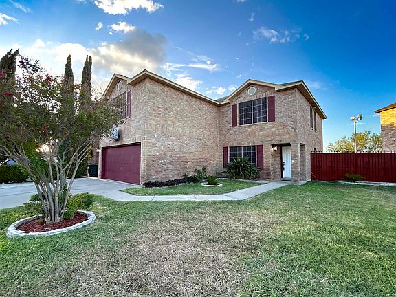 2nd image of 407 Gandara Dr