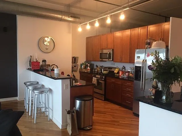 1224 W Van Buren St #609 — Photo 6