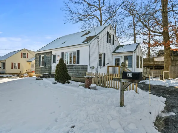 40 Theresa Ct, Manchester, NH 03103