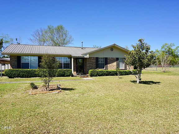 2nd image of 2937 Wildwood Cir