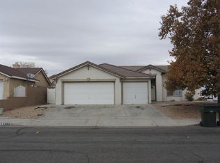 13290 Claremont Dr, Victorville, CA 92392