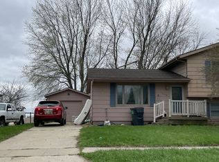 1330 S K Ave, Nevada, IA 50201