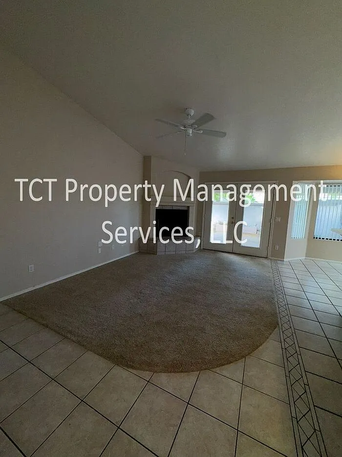 3 bed, 2.0 bath, 1578 sqft, $2,095 — Photo 4