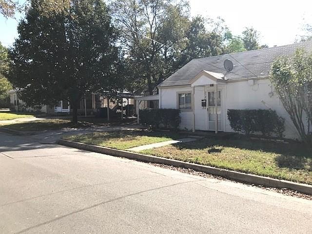 2nd image of 3100 Major St